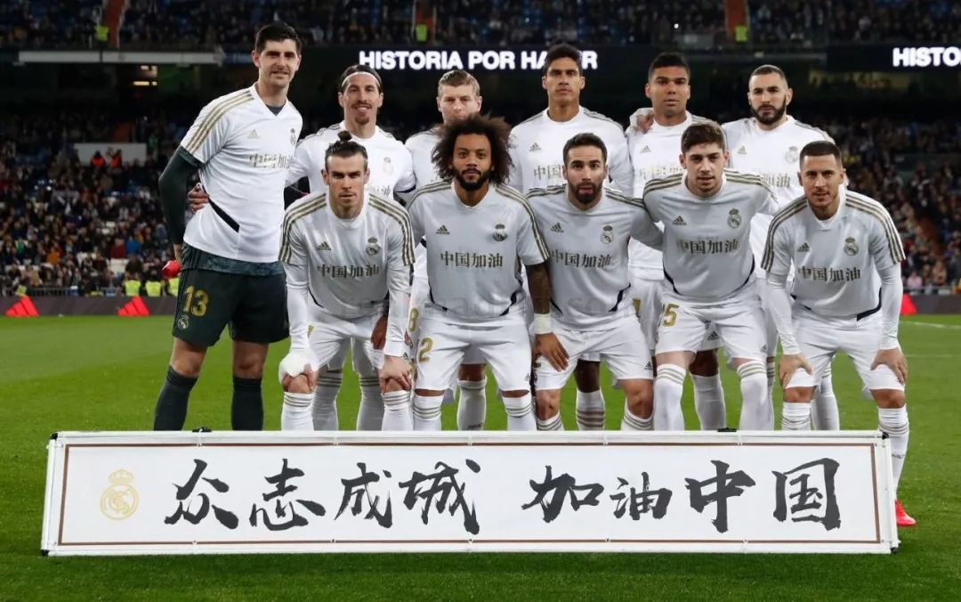 德天空：多特不会轻易放走施洛特贝克，即便承担自由离队风险（德天空：即便冒施洛特贝克自由身离队风险，多特也不打算轻易放人）