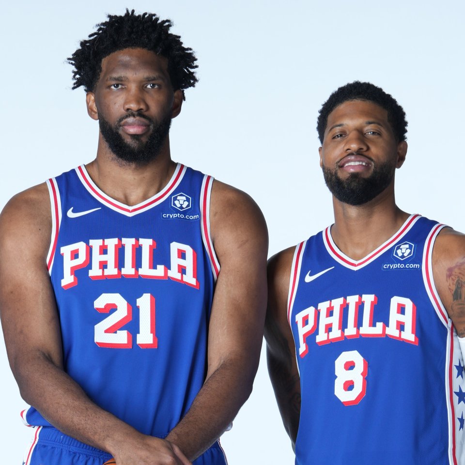 阿森纳成为第二支，在小组赛／联赛阶段10连胜的英伦球队（阿森纳成英伦足坛第二支在小组赛或联赛阶段豪取十连胜的球队）