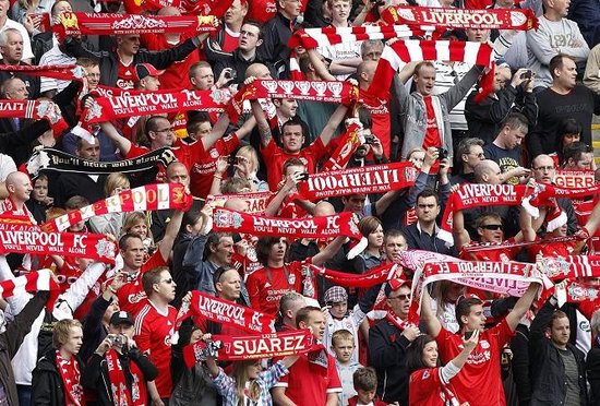 五位评论员对萨拉赫令人尴尬不尊重人进球做出反应斯洛特得到解决（五位评论员热议萨拉赫被指不尊重的争议进球，斯洛特难题告破）