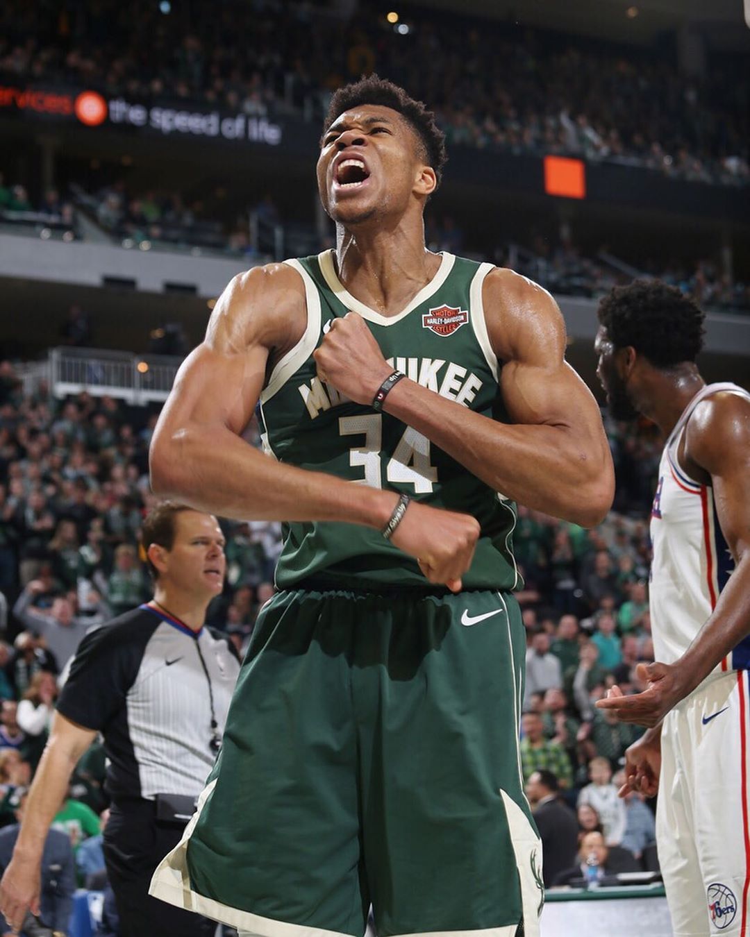 自然年国家队+顶级联赛俱乐部进球数历史前10：梅西91球第1（自然年国家队与顶级联赛俱乐部进球历史前十：梅西91球居首）