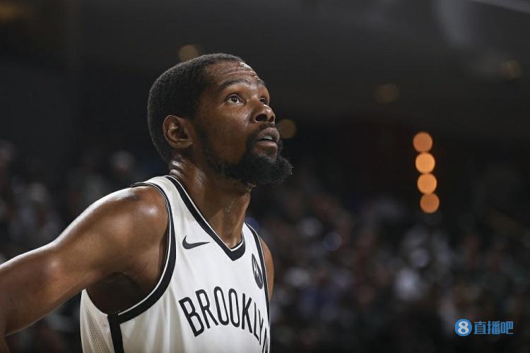 晚邮报：孔蒂向球队发表了一小时讲话，要求球员立即拿出状态（晚邮报：孔蒂对全队训话一小时，要求球员立即进入状态）