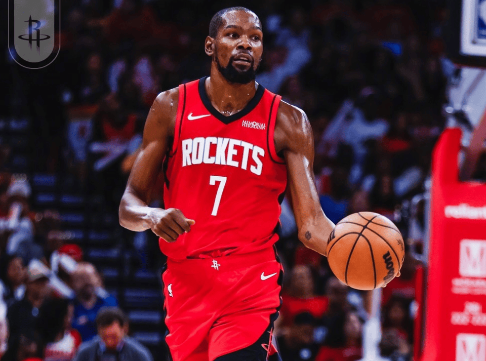 球员时期索尔斯克亚是什么水平，在曼联地位高不高？（索尔斯克亚球员时代实力几何？在曼联的地位如何？）