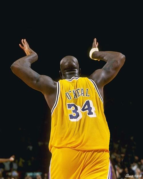 上次英超客战桑德兰，阿森纳依靠吉鲁替补梅开二度4-1胜（阿森纳上次英超做客桑德兰，替补吉鲁梅开二度助队4-1取胜）