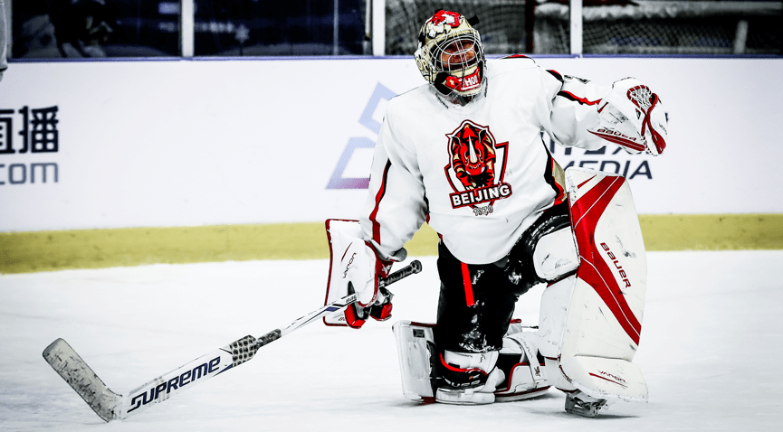 图片报：拜仁倾向于与诺伊尔续约一年，具体谈判或在冬窗敲定（图片报：拜仁意向与诺伊尔再续一年，冬窗或敲定谈判细节）