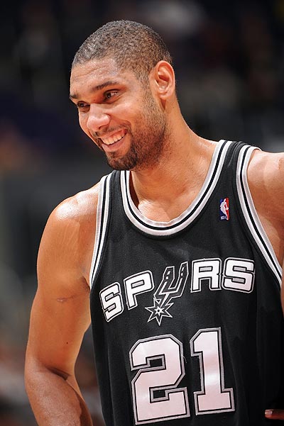 CBA：北京首钢主场再取胜利 防守表现亮眼（CBA：北京首钢再守主场告捷 防守端表现出色）