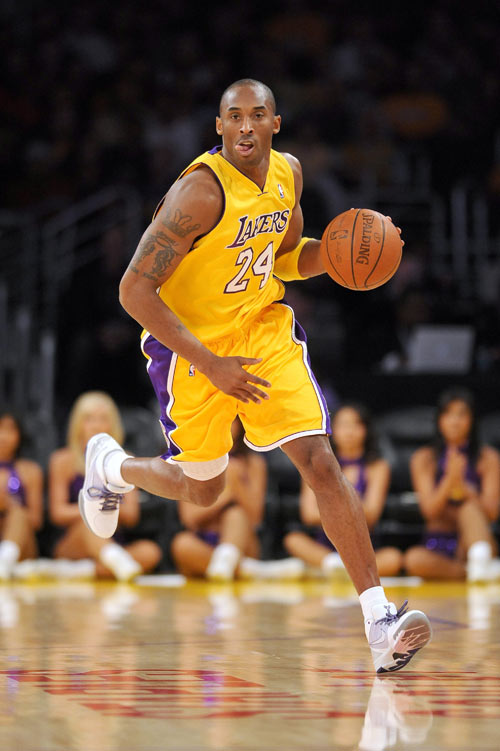 足球这项运动陪伴了我整个初高中，今天我十八岁了，...（十八岁这天，回望与足球同行的初高中岁月）