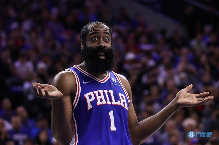 流量狂人摩根：借特朗普上位靠C罗大赚，习惯挖坑式采访（流量大V摩根：借特朗普走红、靠C罗捞金，拿手好戏是挖坑式采访）