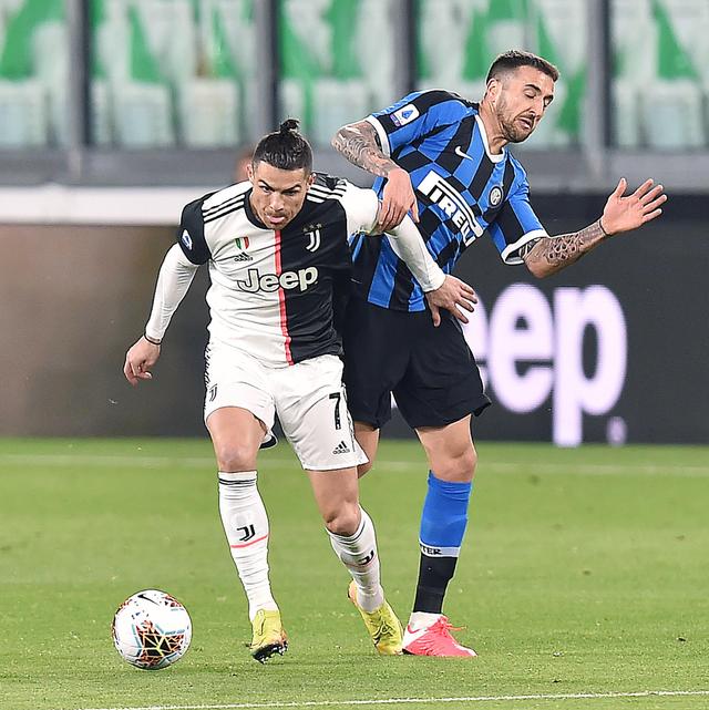 泽林斯基：点球绝对不存在；接下来必须回联赛里赢球（泽林斯基：那粒点球根本不该判，接下来联赛必须取胜）